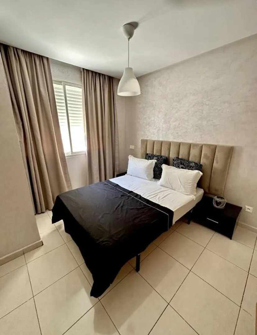 Daire Appart Ensoleille Avec 2 Balcons Vu Piscine Agadir