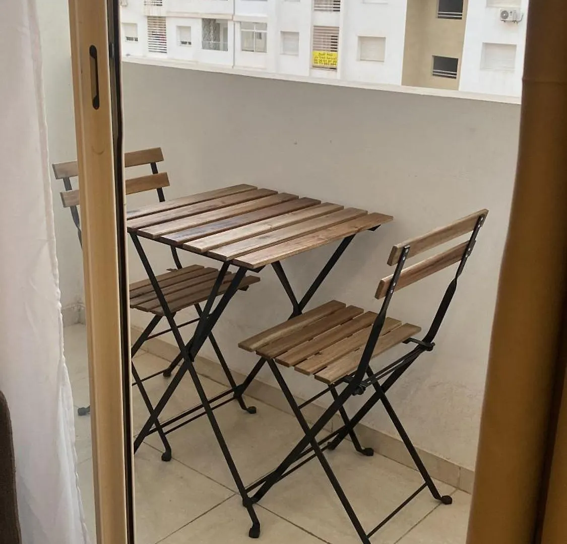 Daire Appart Ensoleille Avec 2 Balcons Vu Piscine Agadir