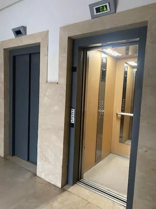 Appart Ensoleille Avec 2 Balcons Vu Piscine Agadir
